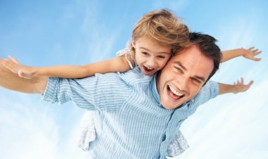 چگونه "پدر" جلوی آسیب‌های متوجه دختران می‌ایستد؟