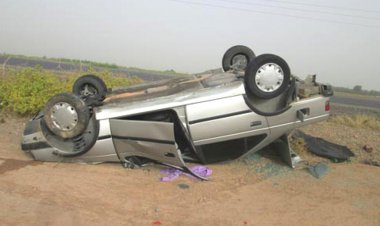 واژگونی خودرو در فسا