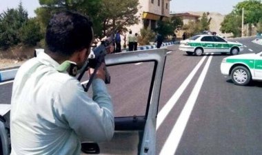 سارق مسلح فراری در اندیمشک به دام پلیس افتاد