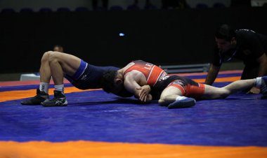 رقابت‌های بین‌المللی کشتی فرنگی جام تختی در اهواز آغاز شد