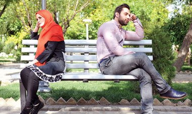 عمق طنازانه یک ماجرای ریاکارانه!