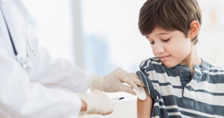 آغاز واکسیناسیون کودکان پنج سال به بالا در خوزستان
