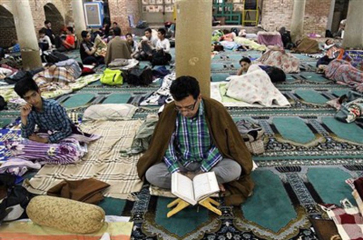 آیین اعتکاف در شهرهای قرمز فارس لغو شد