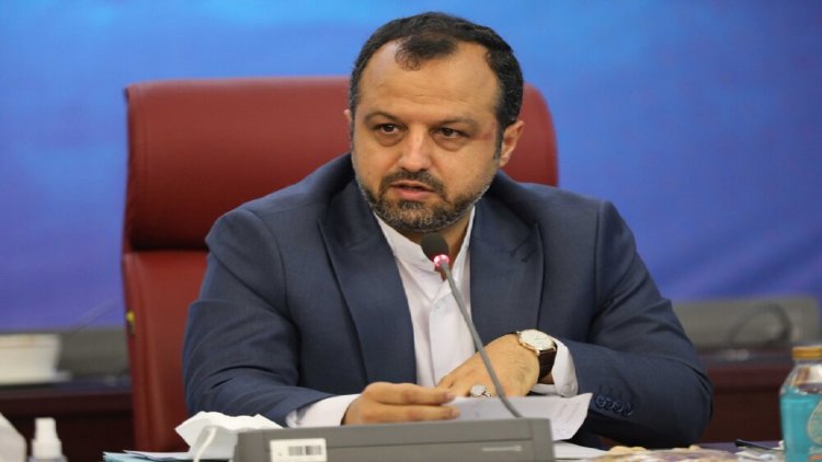 وزیر اقتصاد وارد خوزستان شد