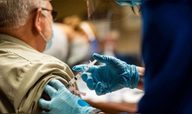 خوزستان در تزریق دز سوم واکسن ۵۵ درصد عقب‌تر از میانگین کشوری است