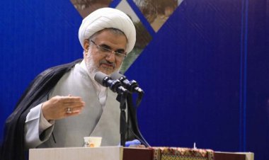 امام جمعه بندرعباس: سیاست‌های آمریکا عامل اصلی وقوع جنگ روسیه و اوکراین است