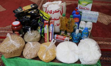 مردم منتظر خبر‌های خوش باشند؛ بسته معیشتی عید در راه است