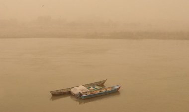 سایه سنگین گرد و غبار بر آسمان ۱۲ شهر خوزستان