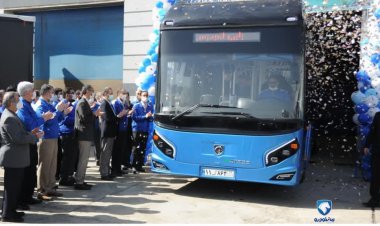 اتوبوس برقی شرکت ایران‌خودرو دیزل رونمایی شد