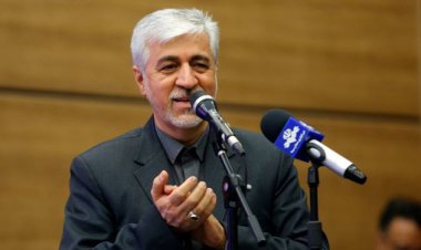 وزیر ورزش در شیراز : گرامیداشت هفته جوان، رسمیت دادن به جوانان است