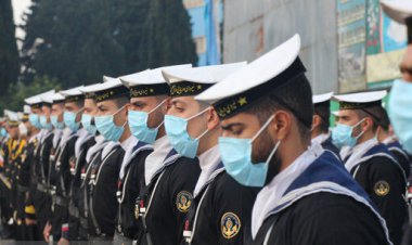 ناوگروه هشتادویکم نیروی دریایی ارتش عازم آبهای دور شد