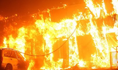 مرد ملایری زن و زندگی‌اش را آتش زد