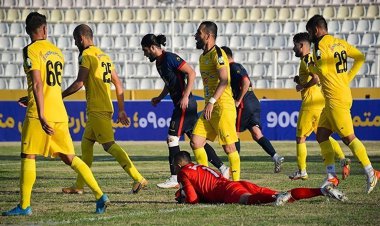 سرآسیایی رسما به عنوان سرمربی فجر  معرفی شد