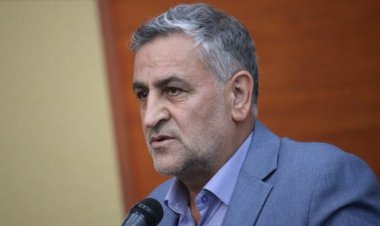 نماینده مجلس:  برخی در شرکت‌های دولتی حقوق ۴۰۰ میلیون تومانی می‌گرفتند