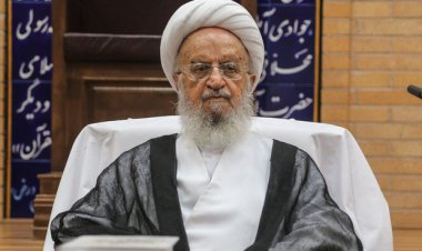 بستری شدن آیت الله مکارم شیرازی در بیمارستان صحت ندارد