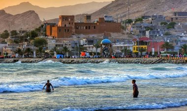 ببینید| سفر به بندری دفن شده در زیر آب!