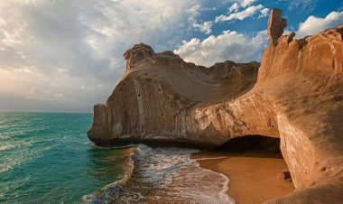 عکس سلفی جان یک گردشگر را گرفت