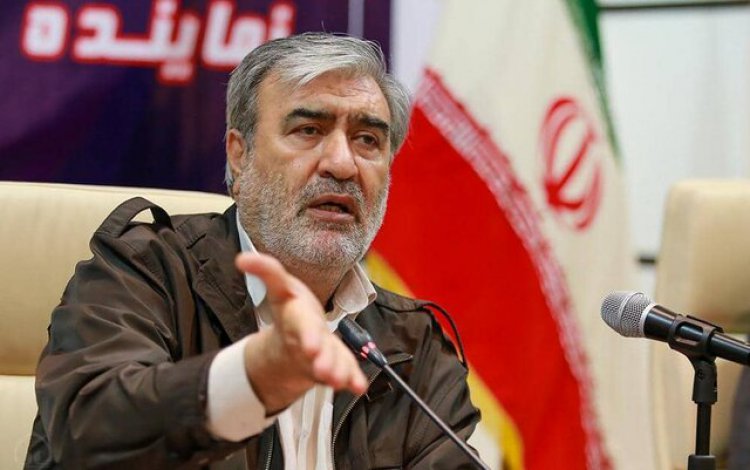 نماینده شیراز: دولت قوی با مدیر ضعیف ممکن نیست