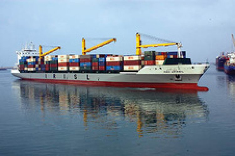 مشکل تردد کشتی‌های ایرانی به بنادر قطر رفع می شود