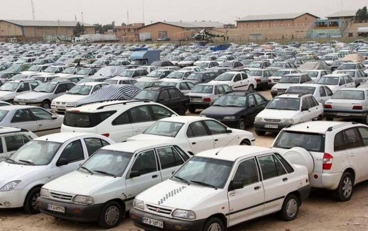 عیدانه پلیس فارس برای ترخیص خودرو‌های توقیفی