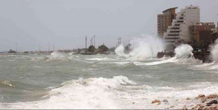 طوفان در خلیج‌فارس/ هواشناسی هشدار «قرمز» داد