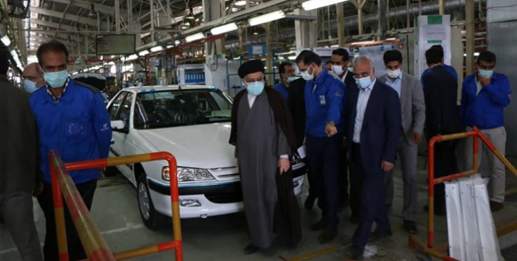 ورود دستگاه قضایی فارس کارگشا شد/ تحویل حدود 2700 خودرو به مشتریان ایران خودرو