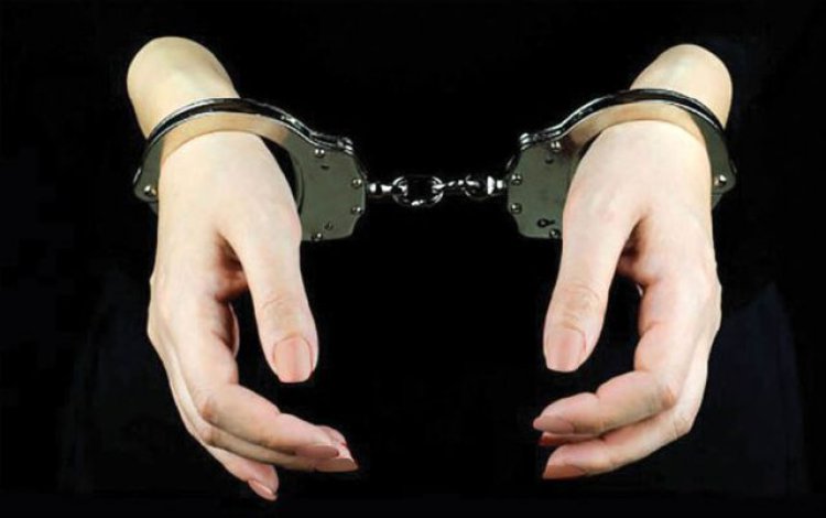 دستگیری یک زن اخاذ و کلاهبردار حرفه‌ای با ۳۰ پرونده در دزفول