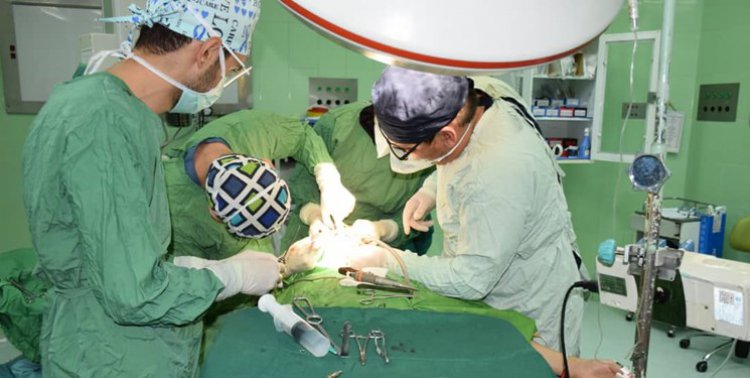 انجام یک عمل جراحی نادر در بندرعباس