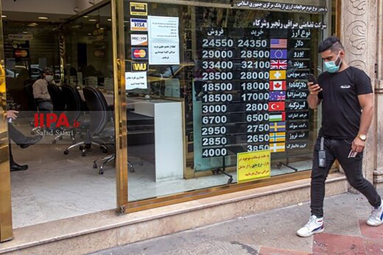 واکنش بازار ارز به سفر مورا به ایران