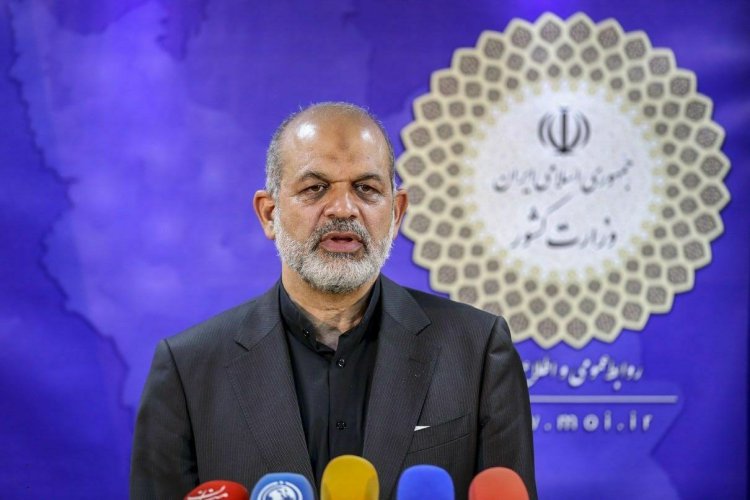 وزیر کشور: با خاطیان ورزشگاه مشهد برخورد جدّی می‌شود