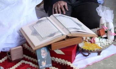 عقد زوجی از مسکو در یادمان شهدای هویزه