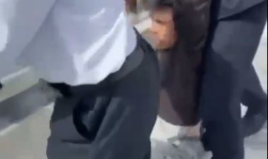 تصاویری از لحظه دستگیری ضارب روحانیان حرم مطهر رضوی