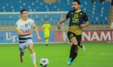 گل اول سپاهان به پاختاکور (شهریار مغانلو)