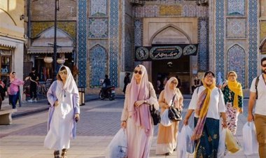 گردشگرانی که نمی‌توانند حجاب را رعایت کنند به شیراز نیایند