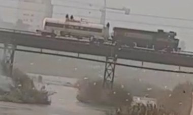 ریختن مواد سوختی و اسیدی در داخل کارون شایعه بود