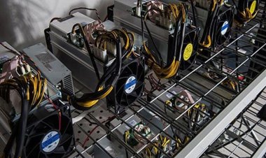 کشف ۷۳ دستگاه ماینر قاچاق در لار