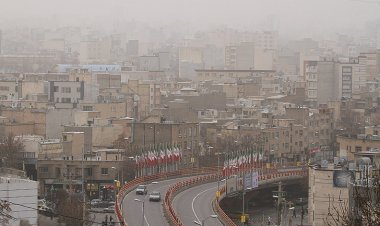 آسمان استان فارس غبار آلود  می‌شود