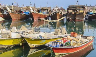 تنگه هرمز و خلیج‌فارس متلاطم می‌شود/ شناورهای سبک و صیادی با احتیاط تردد کنند