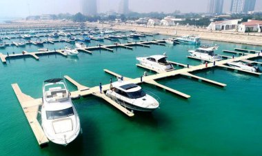 تردد شناورهای مسافربری و تفریحی در کیش محدود شد