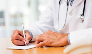 تعرفه‌های  نجومی ویزیت پزشکان در ۱۴۰۱