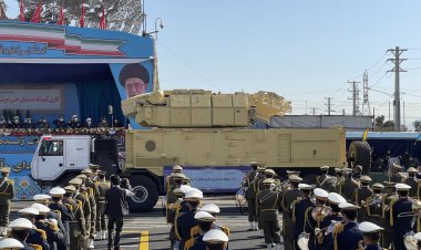 رونمایی از آخرین تجهیزات ارتش؛ از پهپاد پهن‌پیکر «کمان ۲۲» تا «فتح» و «دزفول»