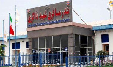 بندر مسافری شهید ذاکری قشم تعطیل شد