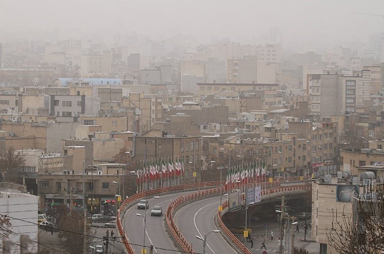 آسمان استان فارس غبار آلود  می‌شود