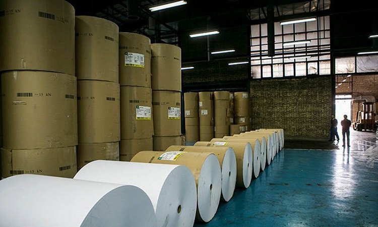 ارسال ۳۳ هزار تن کاغذ از بندرعباس به مقصد سراسر کشور