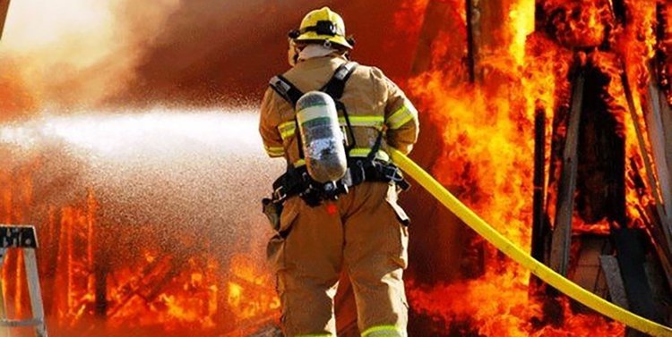 یک مدیر آموزش و پرورش در آتش سوزی جان باخت