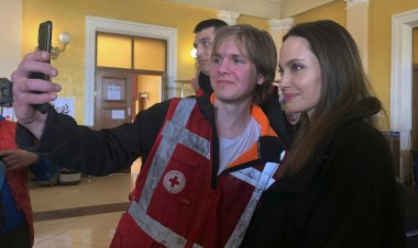 بازدید آنجلینا جولی از وضعیت کودکان اوکراین