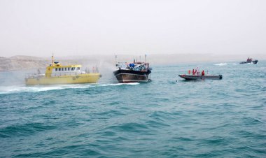 ۲ شناور حامل کالای قاچاق در آبهای بوشهر توقیف شد