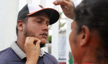 مهاجران ونزوئلایی لب‌های خود را دوختند