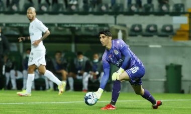 کدام لژیونرها برای فصل بعد به پرسپولیس برمی‌گردند؟