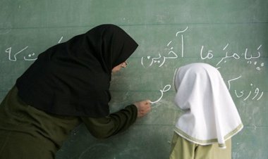 آغاز بررسی رتبه‌بندی معلمان در دولت